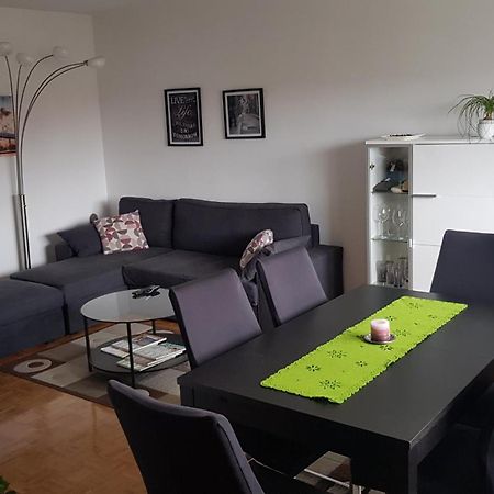 Apartment Dawn เวลิคาโกริตซา ภายนอก รูปภาพ