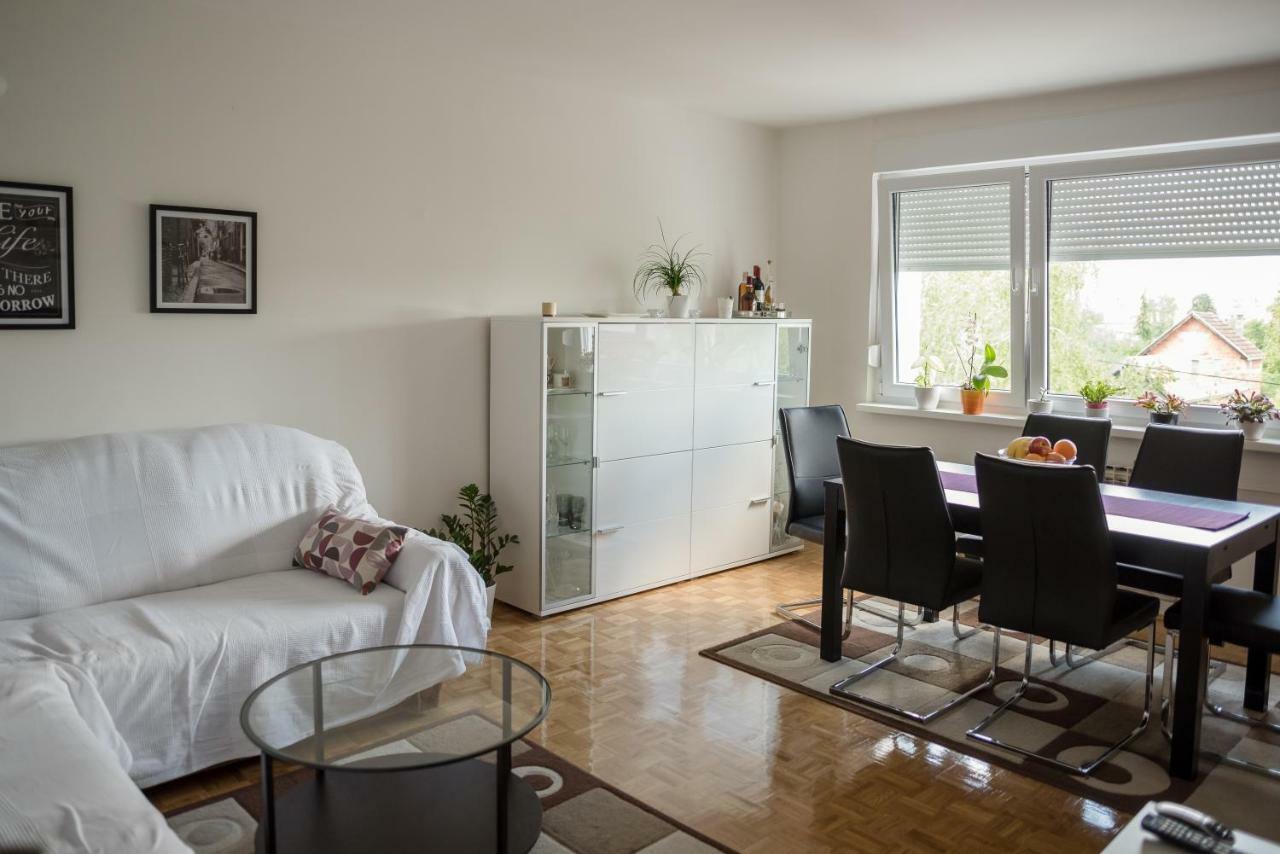 Apartment Dawn เวลิคาโกริตซา ภายนอก รูปภาพ