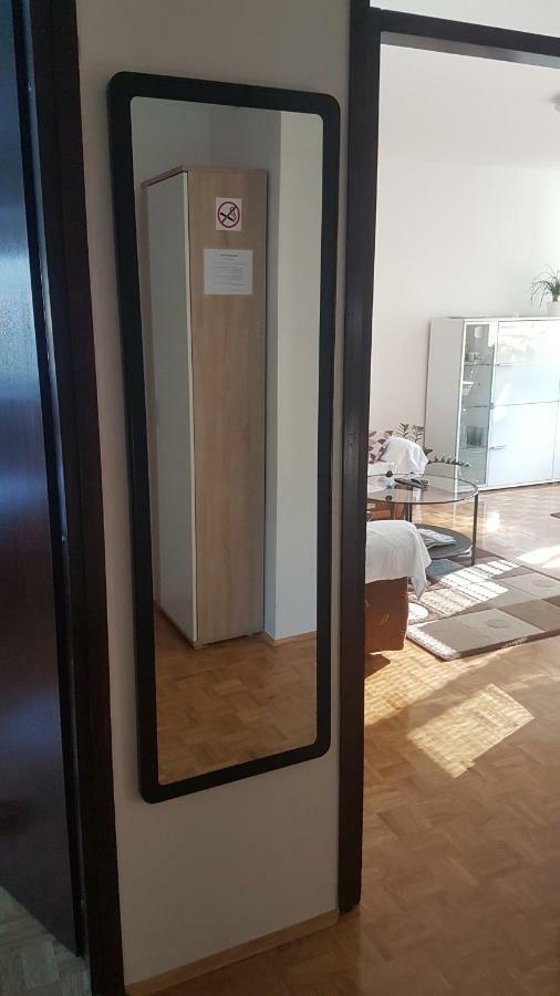 Apartment Dawn เวลิคาโกริตซา ภายนอก รูปภาพ